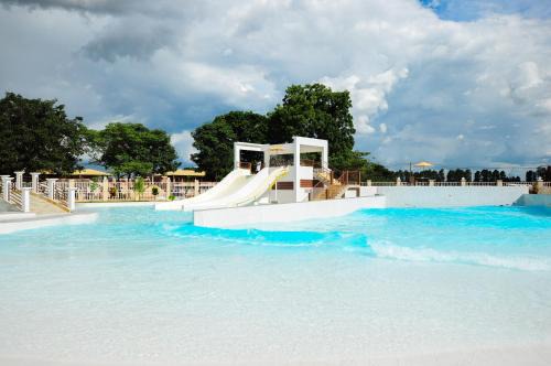 Centro Apartment | Discover Family-Friendly Fun at LACQUA di roma 1