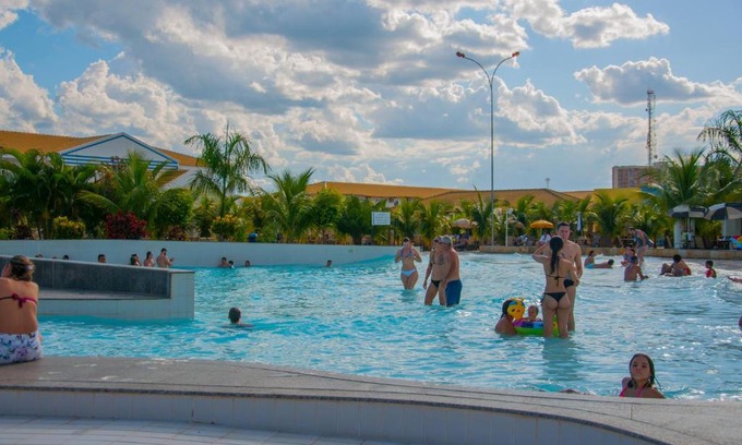 Jardim Paraiso Apartment | Family-Friendly Lacqua di Roma with Water Park & Great Amenities