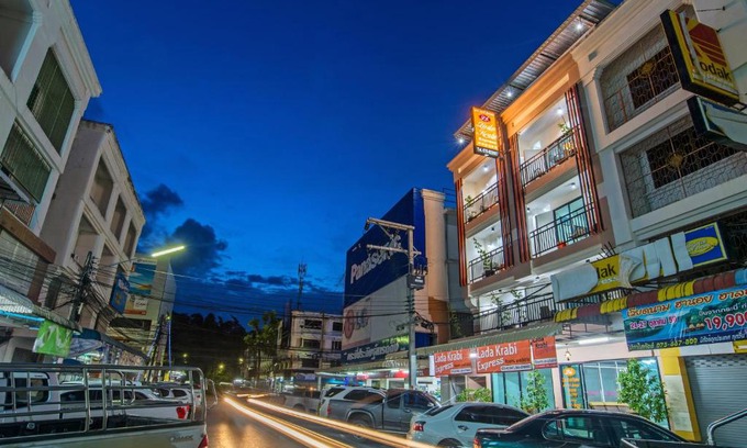 Downtown Krabi Hotel | Family-Friendly Stay at Lada Krabi Express - Rated 8/10