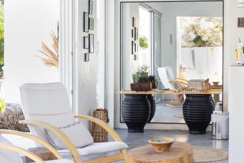 Faliraki Hotel | Discover Ladiko Inn Hotel: Beachfront Bliss at Anthony Quinn Bay