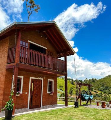 Camanducaia Cabin | Unforgettable Stays at LaDomita: Family-Friendly Comfort
