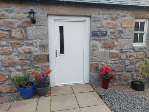 Logie Coldstone House | Discover Lady Macbeth's Rest: 4-Star Pet & Child Friendly