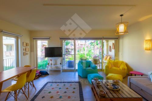 Sahl Hasheeh Apartment | Top-Rated Ladybird Apartment at Veranda Beach House