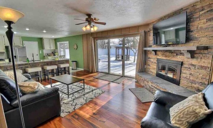 Lafayette House | Relax at Lafayette Landing with Hot Tub near Purdue University