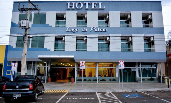 Plano Diretor Sul Hotel | Discover Lago Da Palma: Family-Friendly & Accessible Stays
