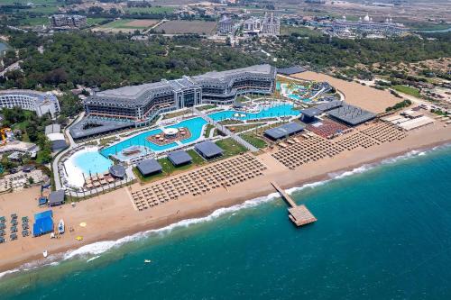 Titreyengol Resort | Relax at Lago Hotel: Beachfront Bliss with Spa & Pool