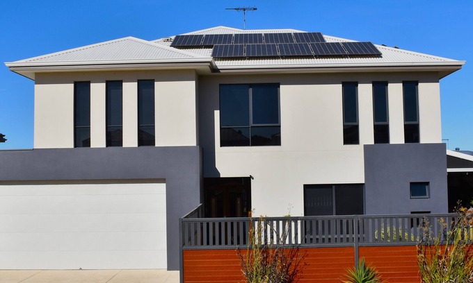 Yanchep House | Oceanfront Retreat at Lagoon Drive Yanchep for Families