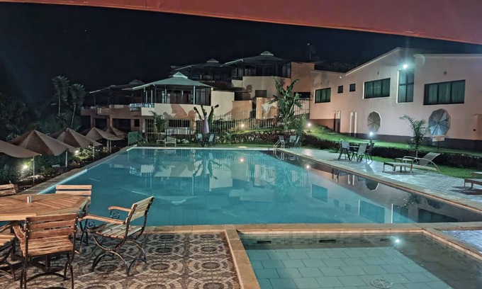 Kutus Hotel | Relax at Lagoon Resort & Spa with Pool and Spa Amenities