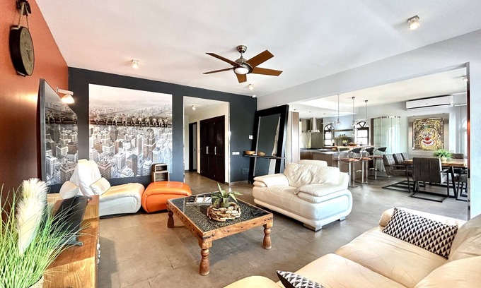 Cole Bay Apartment | Tranquil Lagoonside Evasion with Oceanfront Views