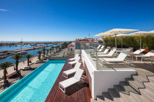 Lagos Hotel | Explore Lagos Avenida Hotel: Oceanfront Bliss Awaits