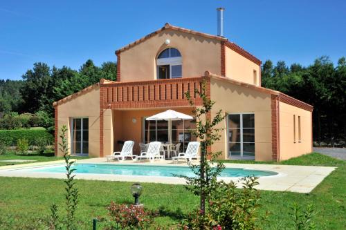 Pont-de-Larn Villa | Pet-Friendly Retreat at Lagrange Vacances - Royal Green