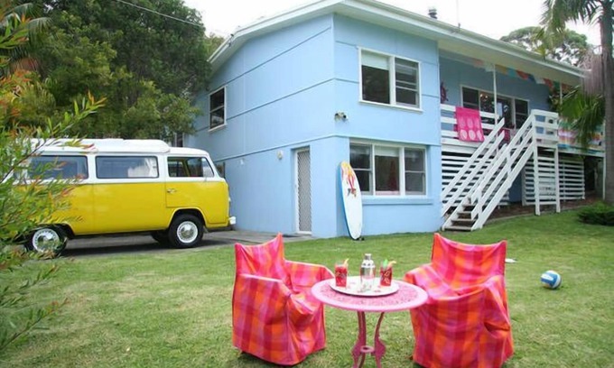 Hyams Beach House | Pet-Friendly Laguna Blue at Hyams Beach with Spa Access