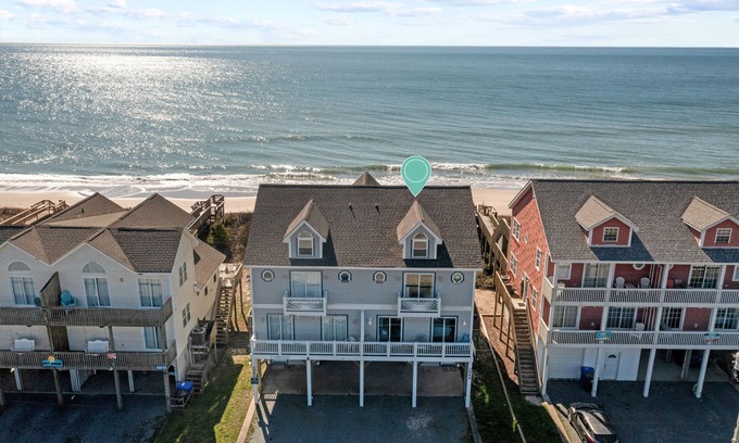 McCutcheon Field House | Beachfront Comfort at Laguna East #158 - 10/10 Guest Rated