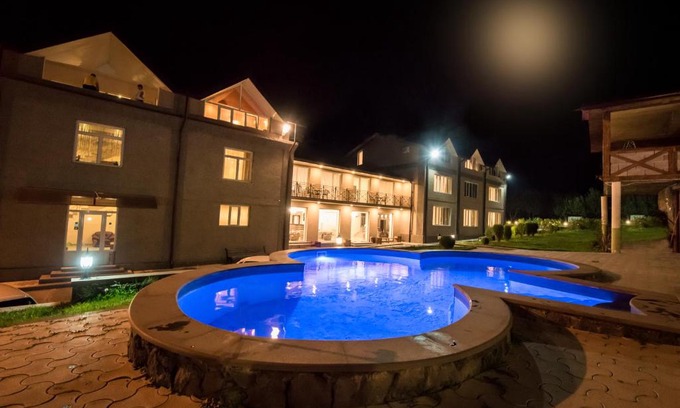 Vanadzor Hotel | Oceanfront Laguna Hotel: Guest Rated 9.1 with Pool Access