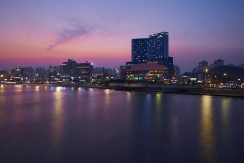 Pohang Hotel | Discover Lahan Hotel Pohang: Wheelchair Accessible Stay