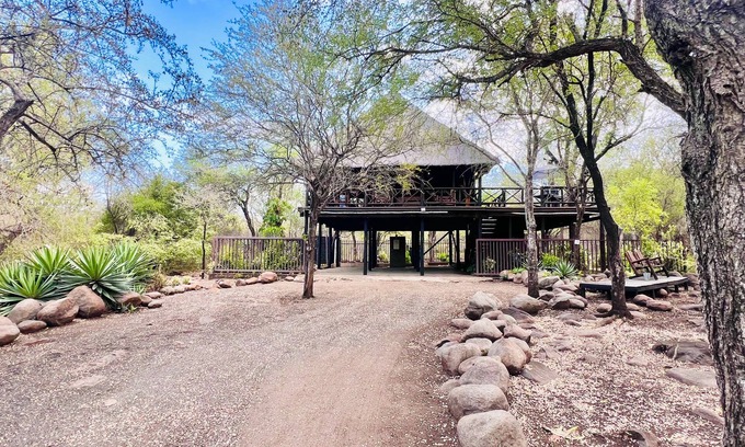 Marloth Park House | Experience Nature at Lahlekile Nathi Log Cabin Retreat