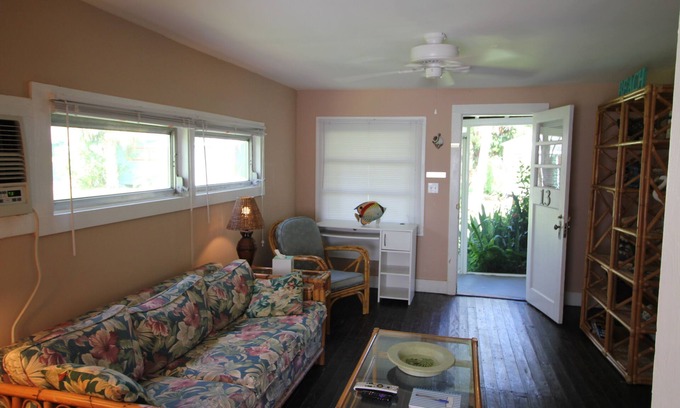 St. Lucie Village Cottage | Relaxed Old Florida Vibes on the Indian River Lagoon