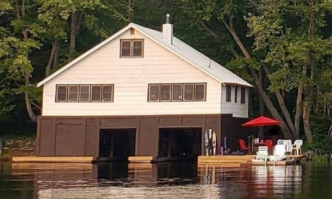 Windermere Cottage | Discover Lake Rosseau Cottage: Pet-Friendly & Scenic Retreat