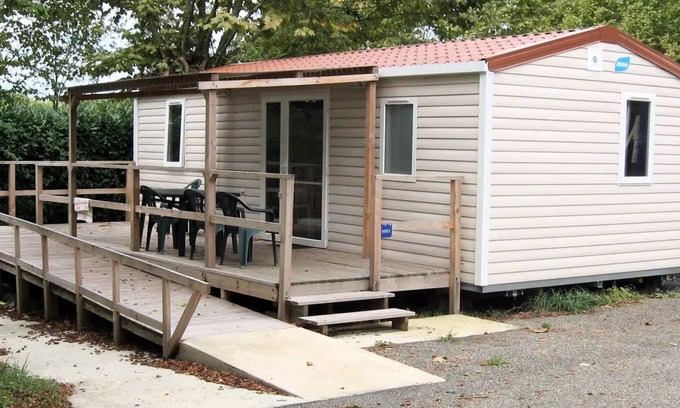 Marciac House | Lake Camping * - Mobile home PMR Comfort + 30m2 (2 bedrooms) + covered terrace 4 people