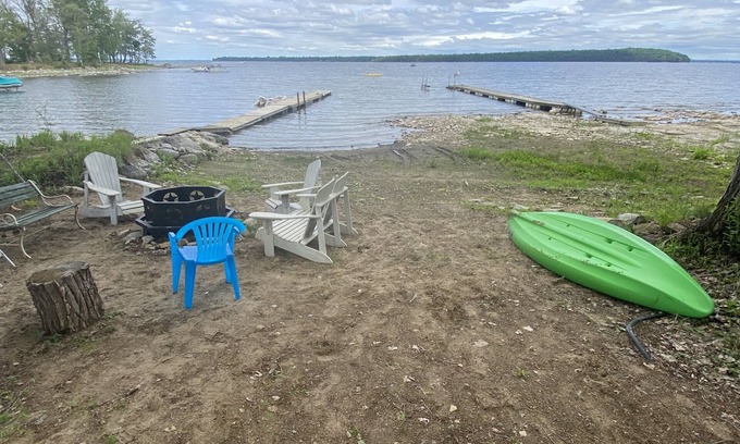 Town of Beekmantown Cottage | Tranquil Lake Champlain Waterfront Retreat with Beach Access
