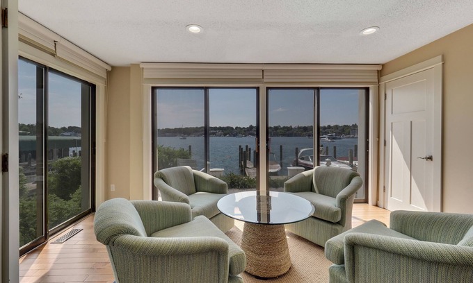 Charlevoix Condo | Unbeatable Edgewater Inn #101 with Waterfront Access
