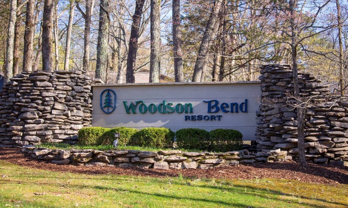 Bronston Condo | Unwind at Woodson Bend Resort by Lake Cumberland