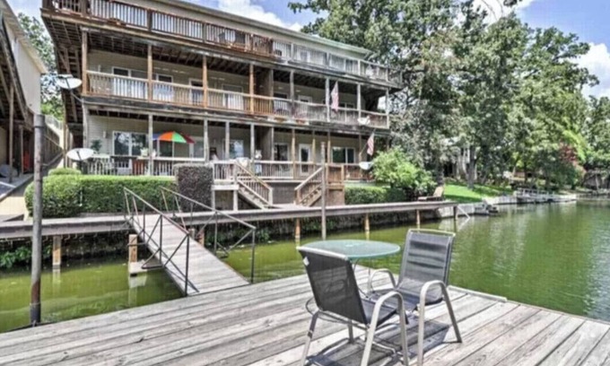 Lakeland Condo | Scenic Lakefront Retreat Minutes from the Race Track