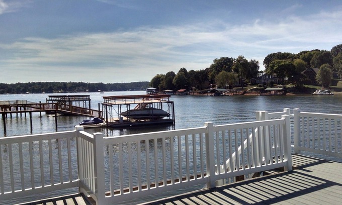 Troutman House | Scenic Lake Front Home with Pool and Spa Amenities