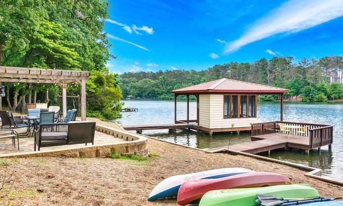Holly Lake Ranch House | Picturesque Lake Front Retreat with Hot Tub and Kayaks