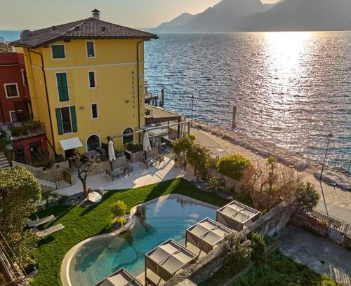 Magugnago Hotel | Scenic Lake Front Hotel Brenzone with Private Beach Access