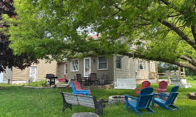 Chaumont House | Lake Front House in Beautiful Guffin Bay, Chaumont