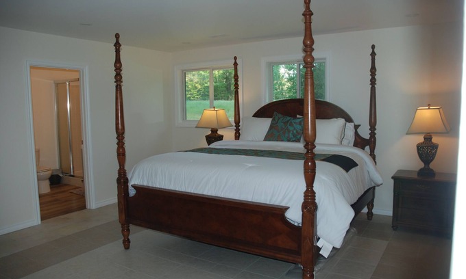 Madawaska Valley House | Perfect Lakefront Retreat: Newly Renovated with Kitchen