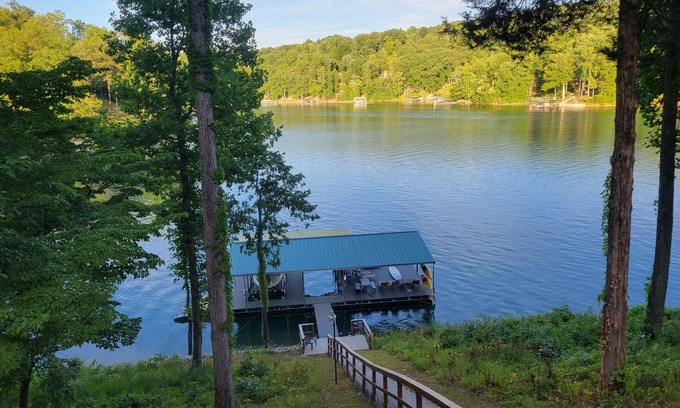 Big Creek Cottage | Serene Lake Front Retreat with Kayaks and Jet Ski Docks
