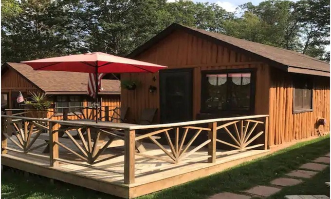 West Branch Cabin | Lake Front Studio Cabin 4 - Pet Friendly with Spa Access
