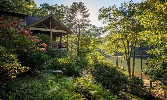 Cullowhee House | Scenic Lakefront Retreat with Private Dock & Amazing Amenities