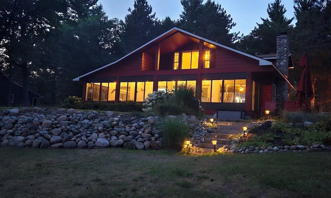 Oscoda House | Serene Redwood Retreat: Lake House with Ocean Views