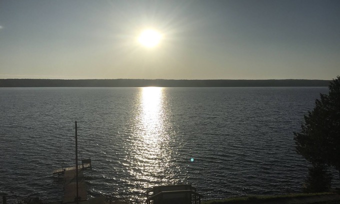 Marenisco Cottage | Cozy Lake Gogebic Private Cabin - Pet Friendly & Kitchen