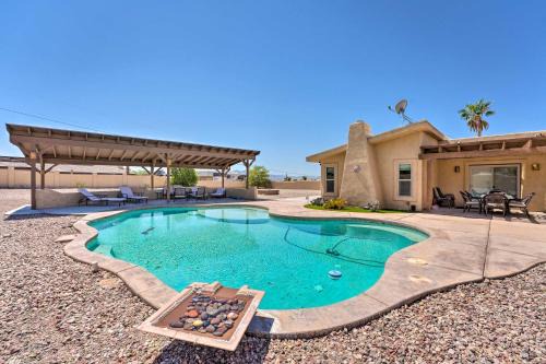 Lake Havasu City House | Inviting Lake Havasu Oasis with Pool, 1 Mi to the Shore