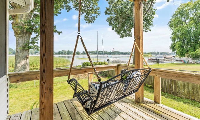 Kalamazoo House | Lake home getaway, relax and fun!
