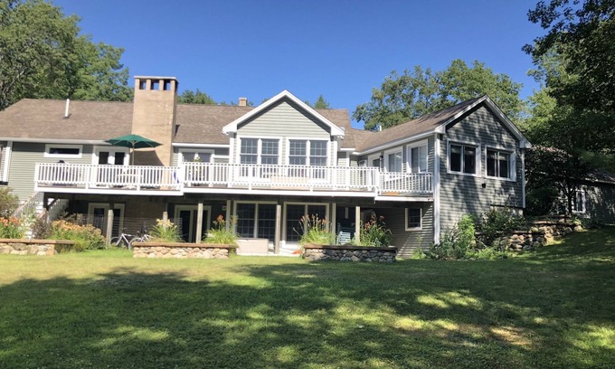 Waterboro House | Lake Home with Hot Tub, Gym & Free Golf Cart - 10/10 Rating