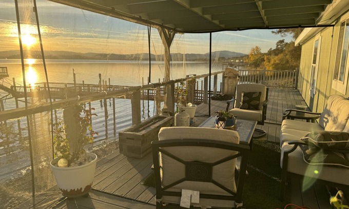 Nice House | Pet-Friendly Lake Home with Perfect 10/10 Guest Rating