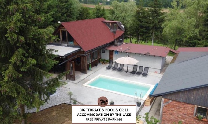 Celje House | Relaxing Lake House Retreat with Ocean View and Pool