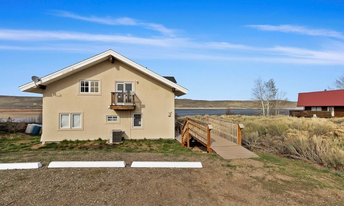 Richfield Cabin | Kid-Friendly Retreat at Lake House: Nature Awaits You