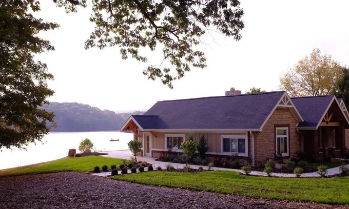 Logan Cabin | Serene Lake House Villa with Spa and Hot Tub Experience