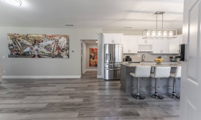 Dawsonville House | Lake Lanier Hideaway: Modern Private Retreat with Stunning views.
