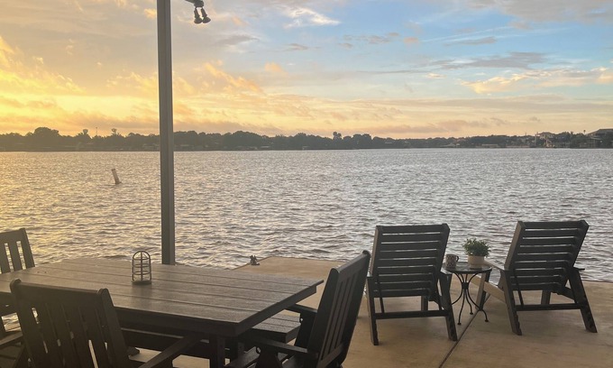 Sunrise Beach Village House | Lake LBJ Spacious 5BR, 3.5Bath Big Water Views Boat Dock PWC lift Lake Living!