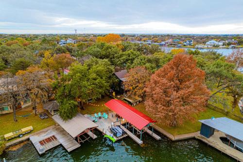 Granite Shoals House | Lake LBJ Waterfront Family-Friendly Retreat