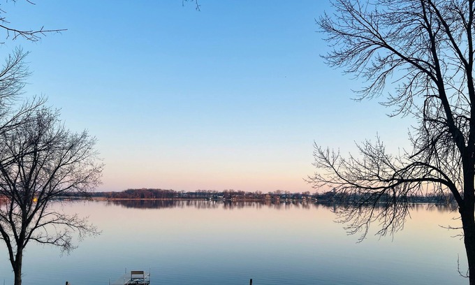 Maple Lake Cabin | Experience Lake Life with Pet-Friendly Amenities & Spa