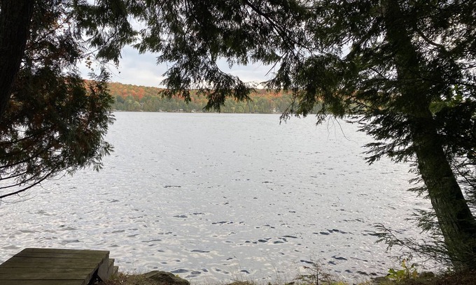 Crandon House | Relaxing Lake Lucerne Family Getaway with Scenic Views