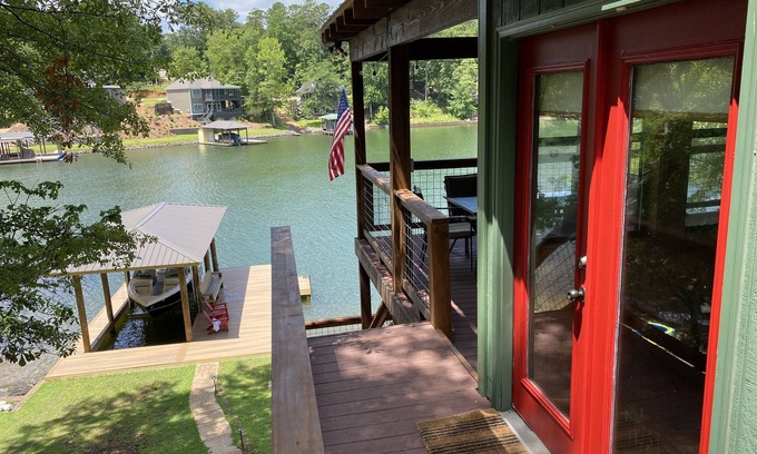 Dadeville House | Unforgettable Lake Martin Cabin Escape with Pet-Friendly Perks